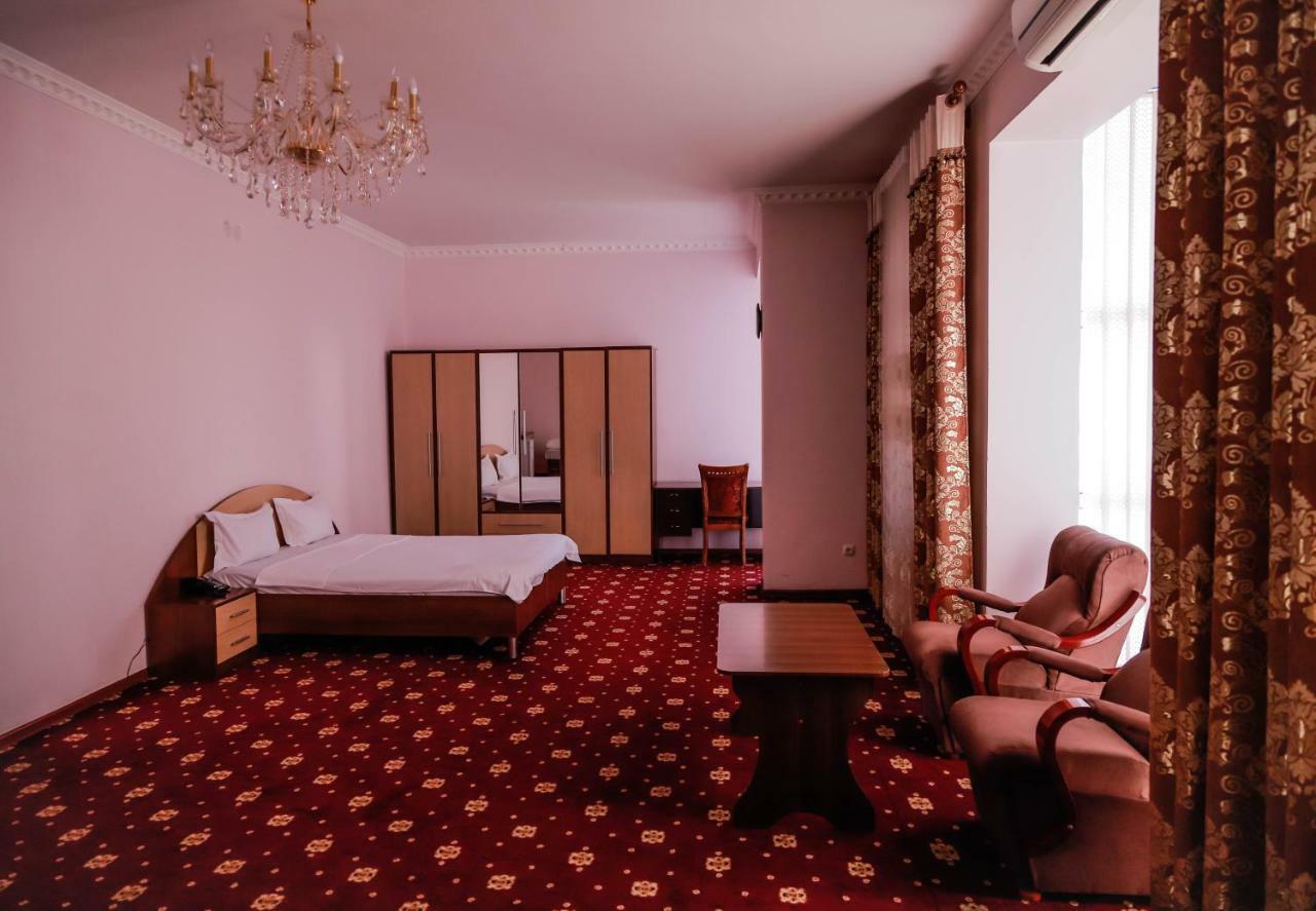 Sarvar Duşanbe Dış mekan fotoğraf